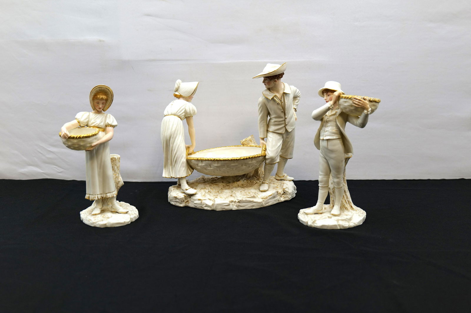 Figural Royal Worcester 3 Piece Console Set (1 of 11)