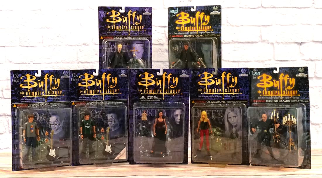Lot of 7 Buffy the Vampire Slayer Action Figures (1 of 12)
