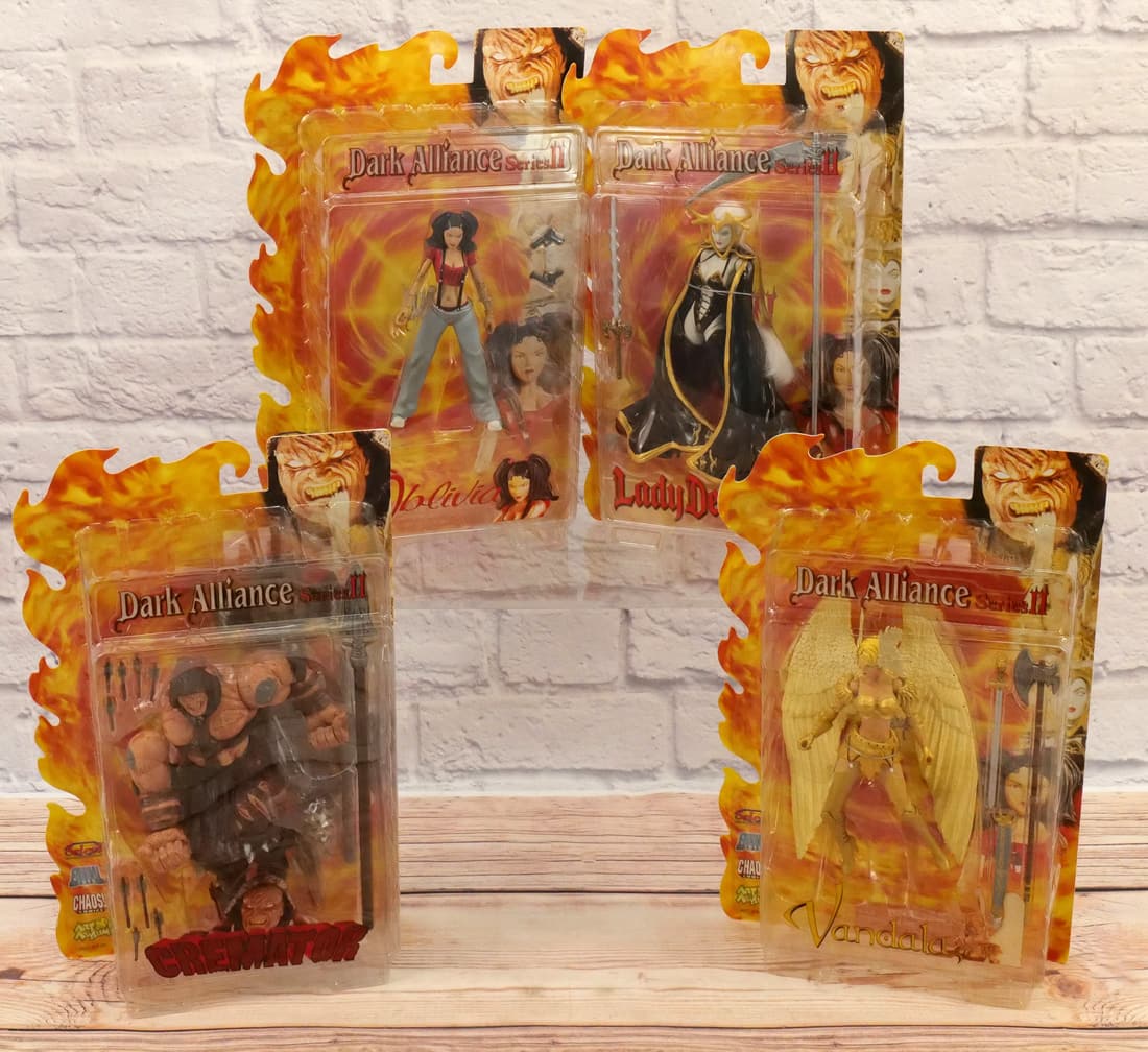 Lot of 4 Dark Alliance Series II Action Figures (1 of 10)