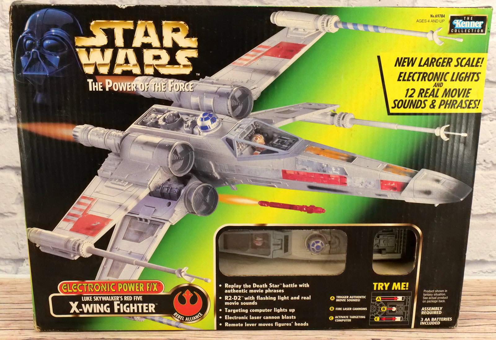 Star Wars POTF Electronic X-Wing Fighter (1 of 6)