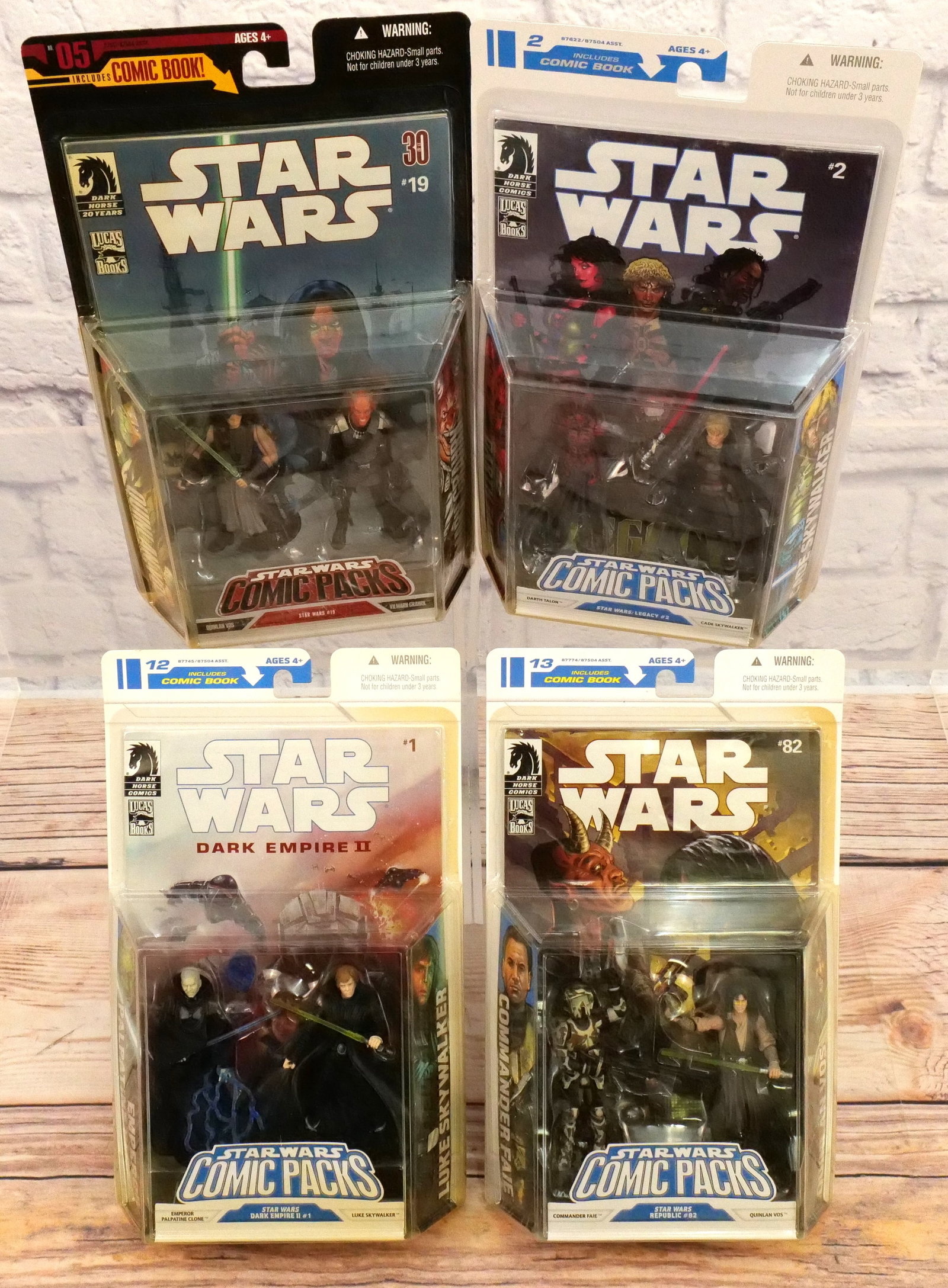 Lot of 4 Star Wars Comic Packs Figure Sets (1 of 10)