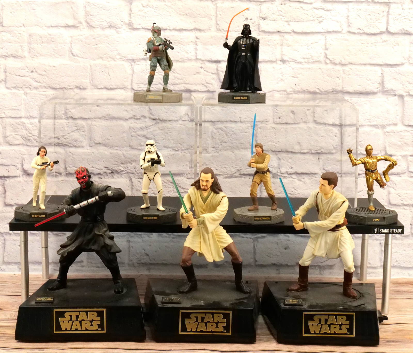 Lot Of Loose Star Wars Figures And Banks Auction