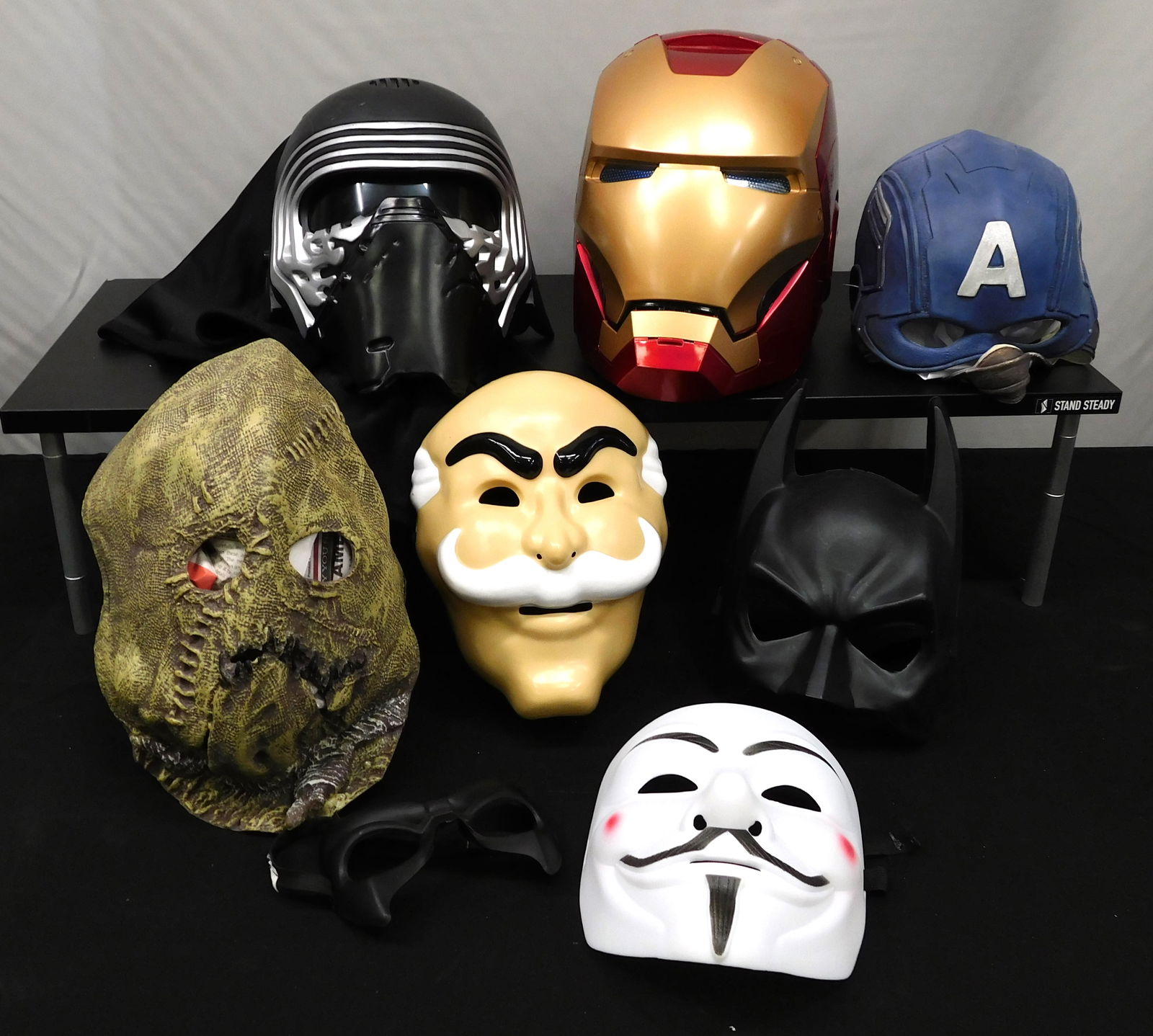 Lot of Pop Culture Masks (1 of 6)