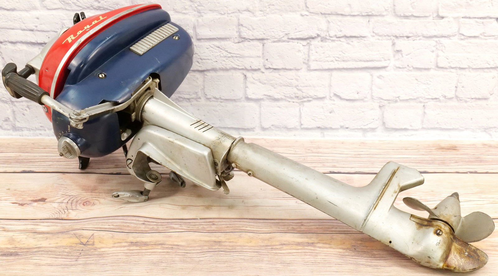 Waterwitch Gas Powered Outboard Boat Motor (1 of 9)