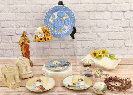 Lot of Decorative Items: Lot of Decorative Items including Lesal Plate, Hamilton Collection Collector Plates, Pair Cat Decorative Rod Holder, Jesus Statue, and More. Some chips present. All invoices must be paid for within 24