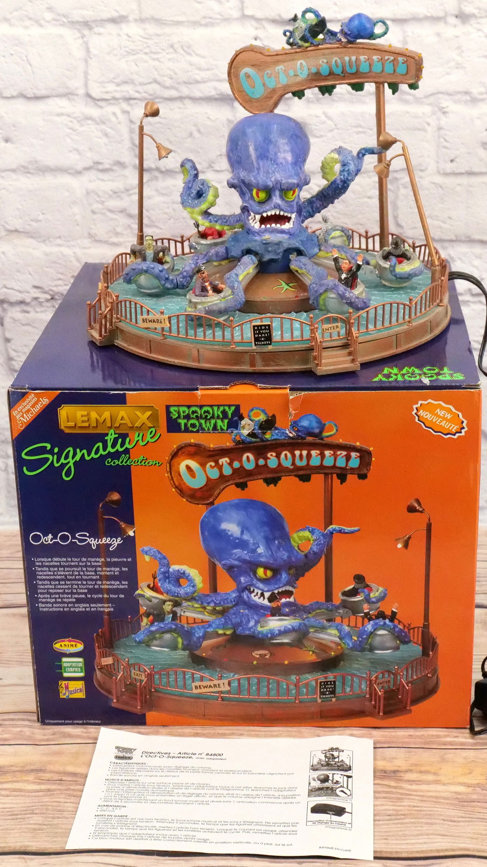 Lemax Spooky Town Oct-O-Squeeze (1 of 6)