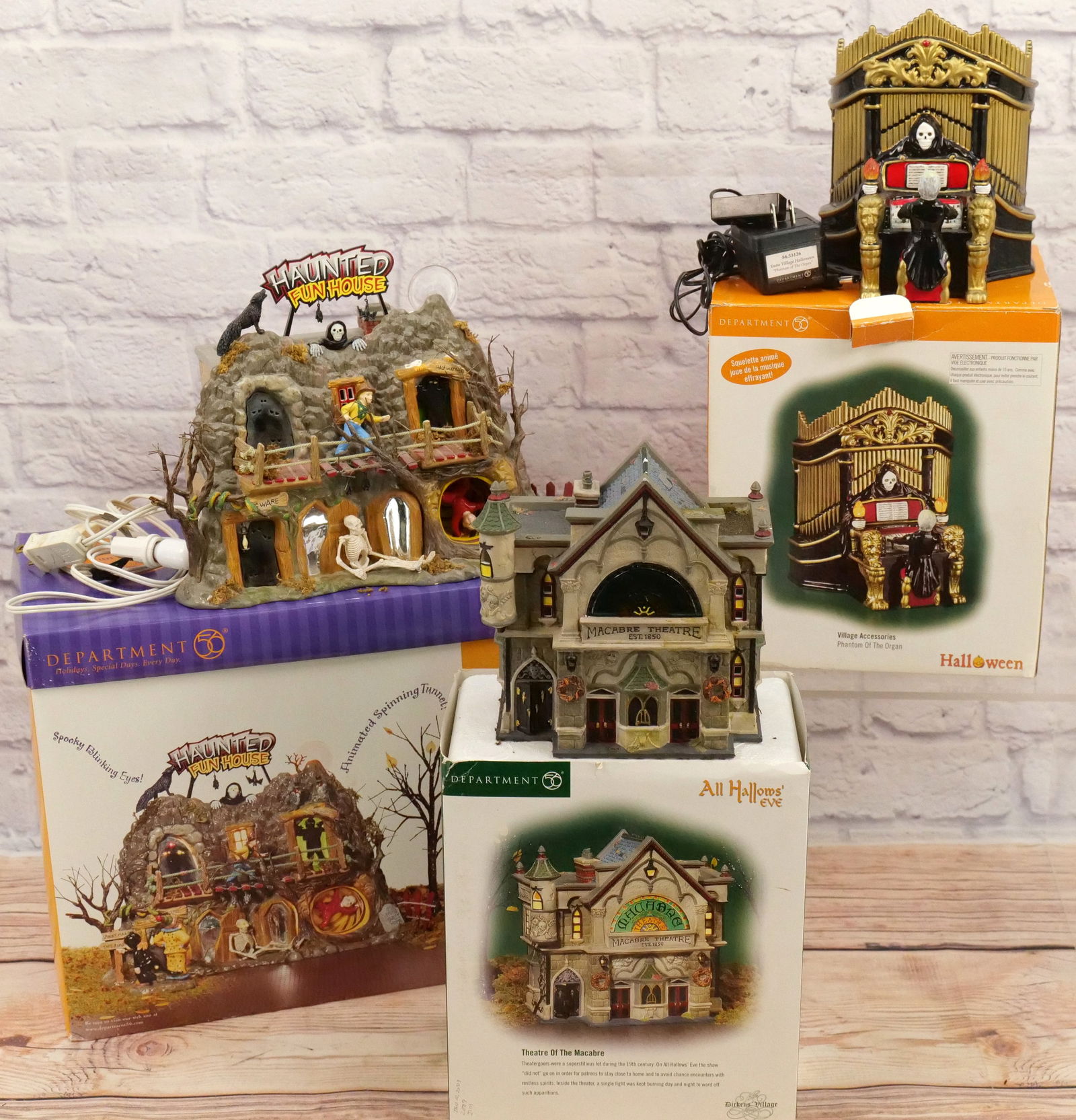 Lot of 3 Department 56 Halloween Village Items (1 of 8)