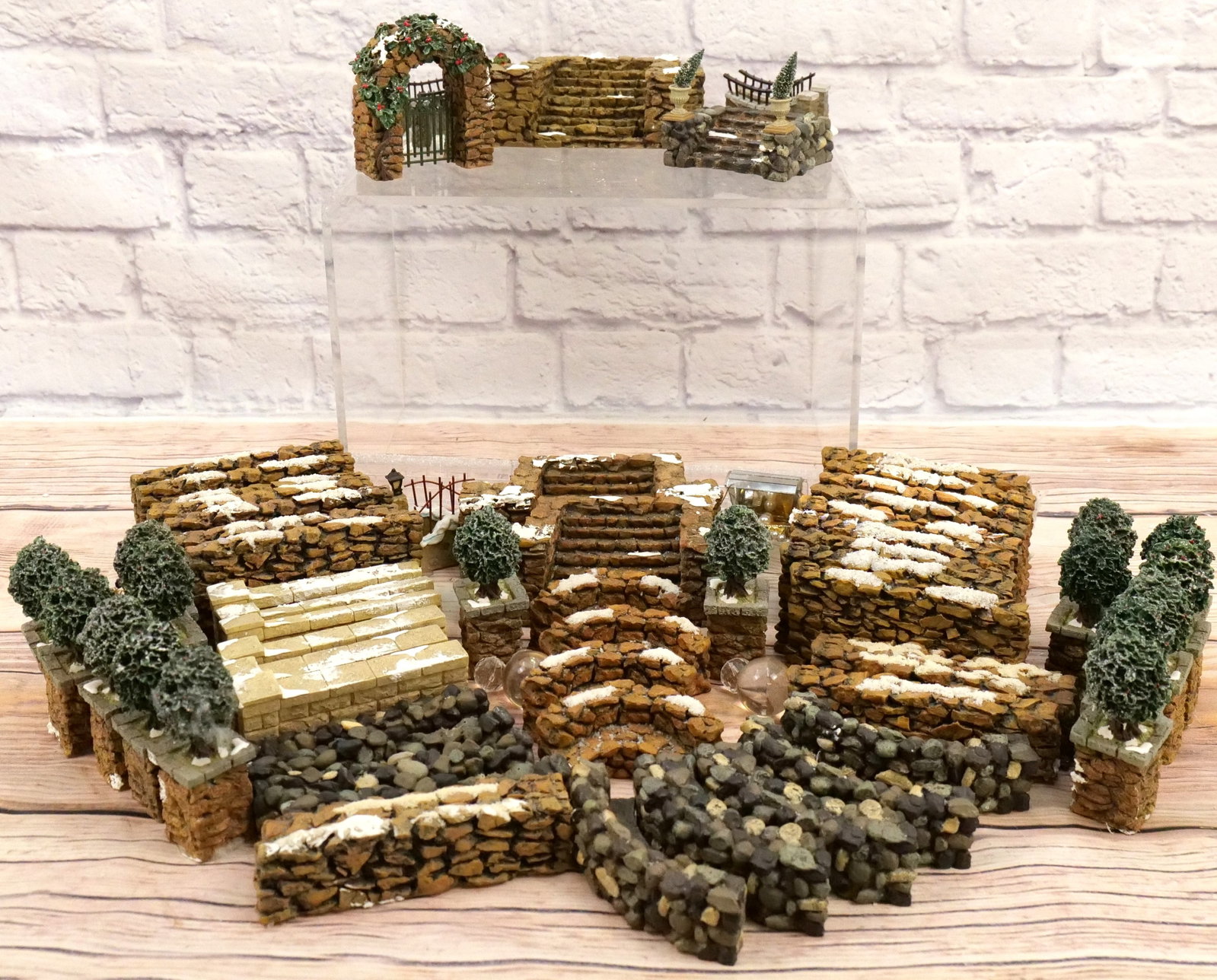 Large Lot of Department 56 Wall Accessories: Large Lot of Department 56 Wall Accessories. All Loose - No Boxes. All Items in this sale have been on display and are in Used Condition. Most are assumed to not be complete or have small nicks/chips 