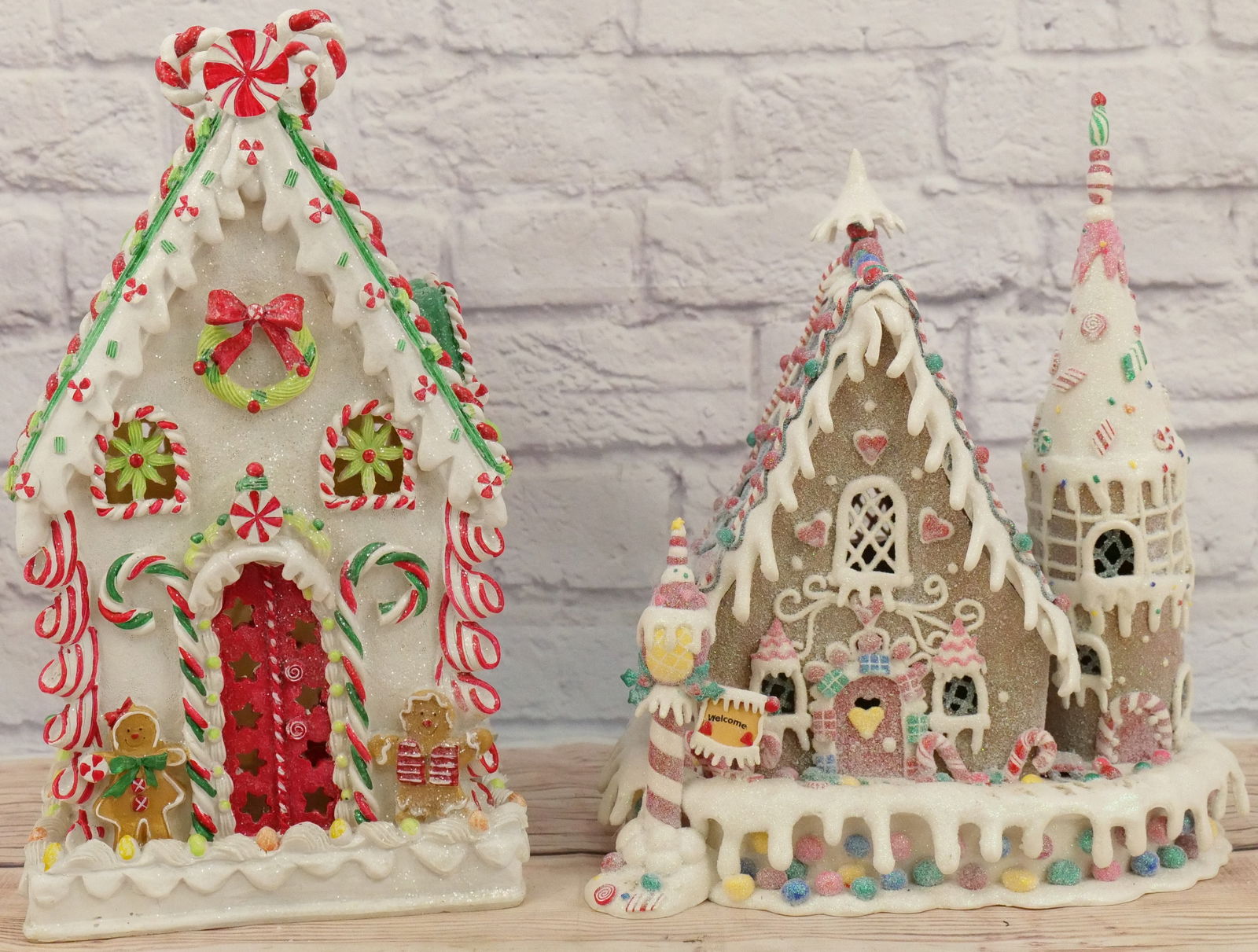 Lot of 2 Gingerbread Lighted Christmas Display Houses (1 of 8)