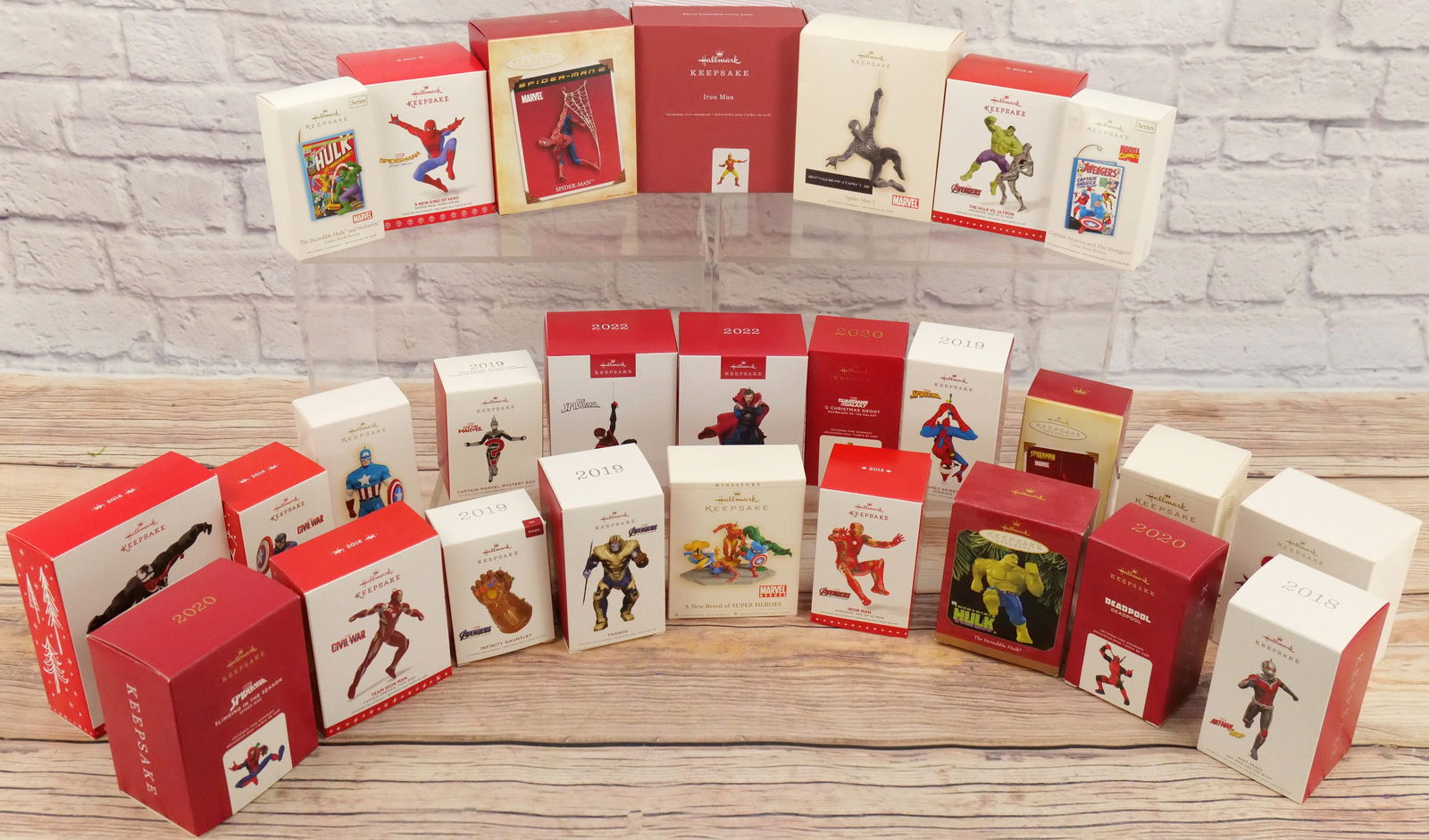 Lot of 28 Marvel Hallmark Ornaments (1 of 9)
