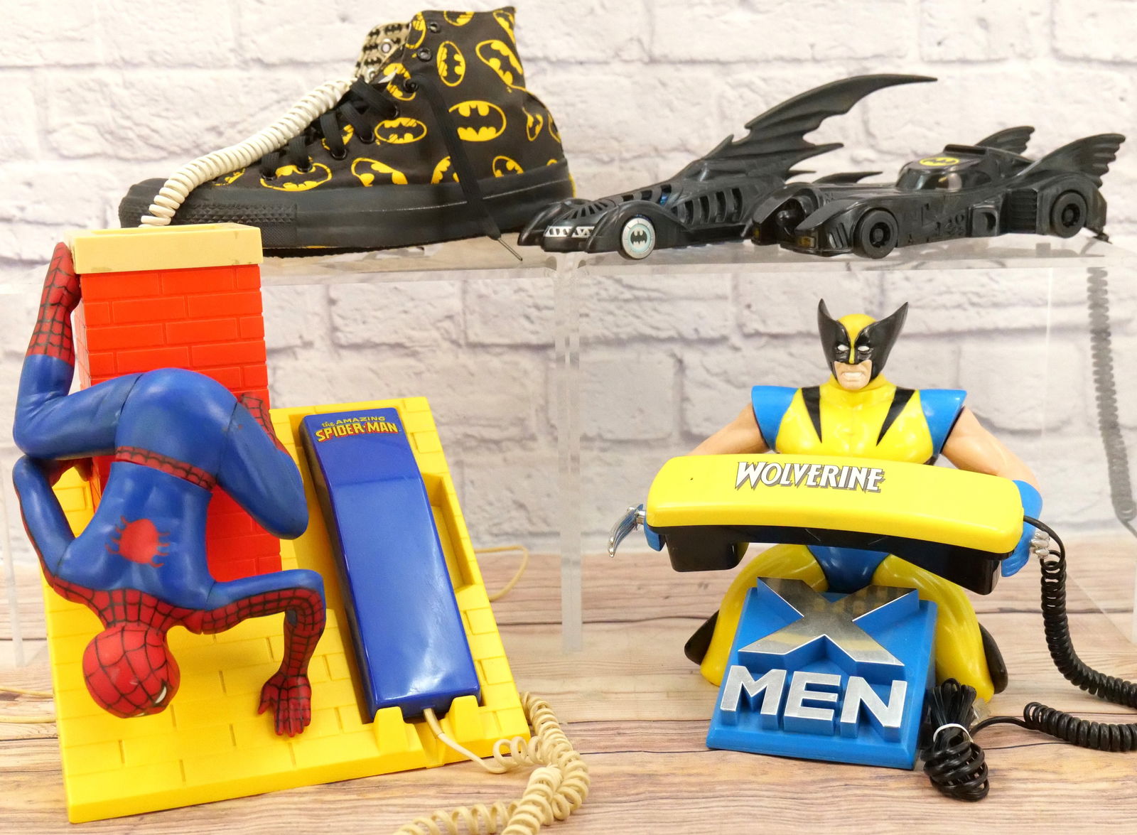 Lot of 5 Superhero Novelty Telephones (1 of 10)