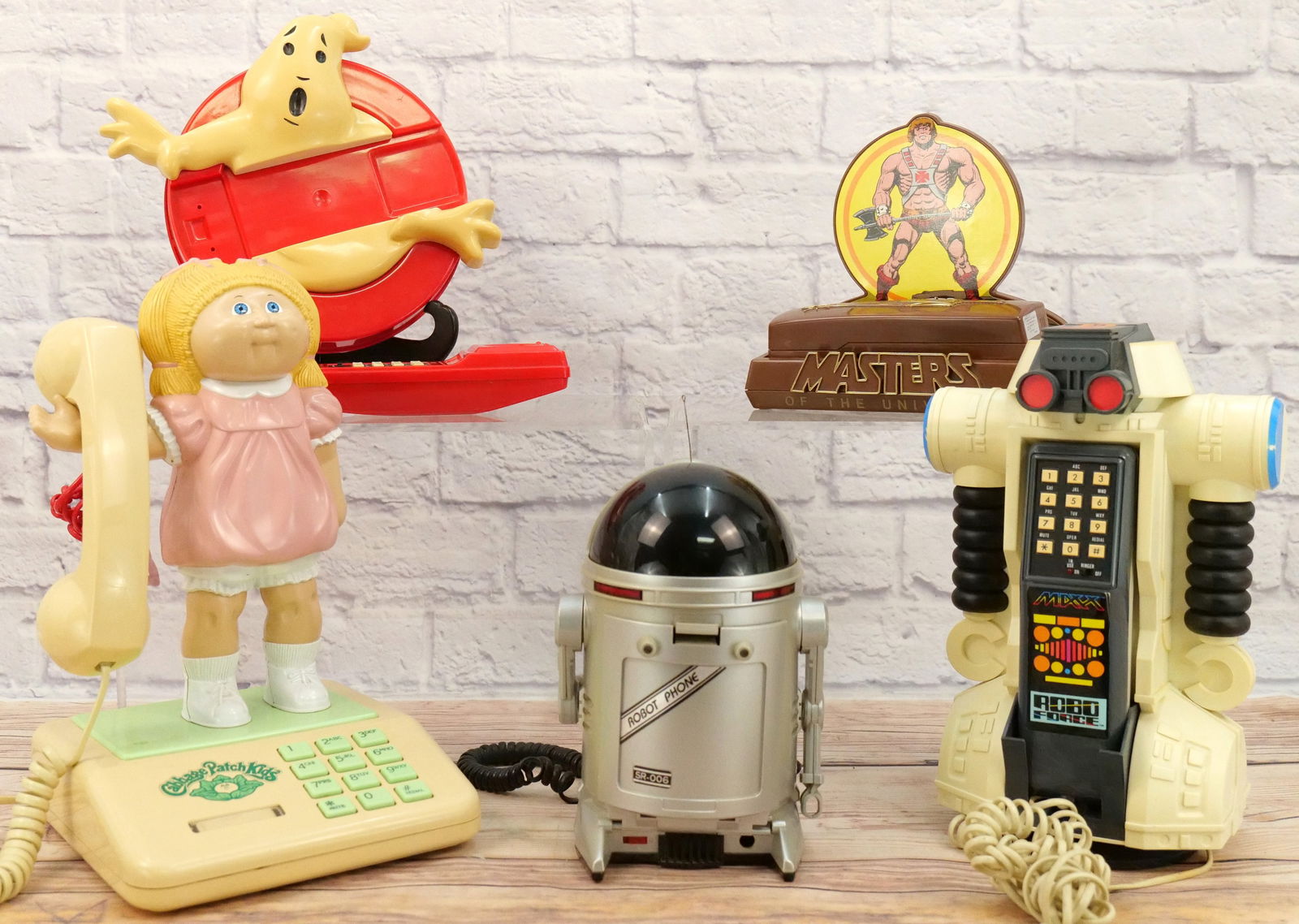 Lot of 5 1980's Fun Novelty Telephones (1 of 9)