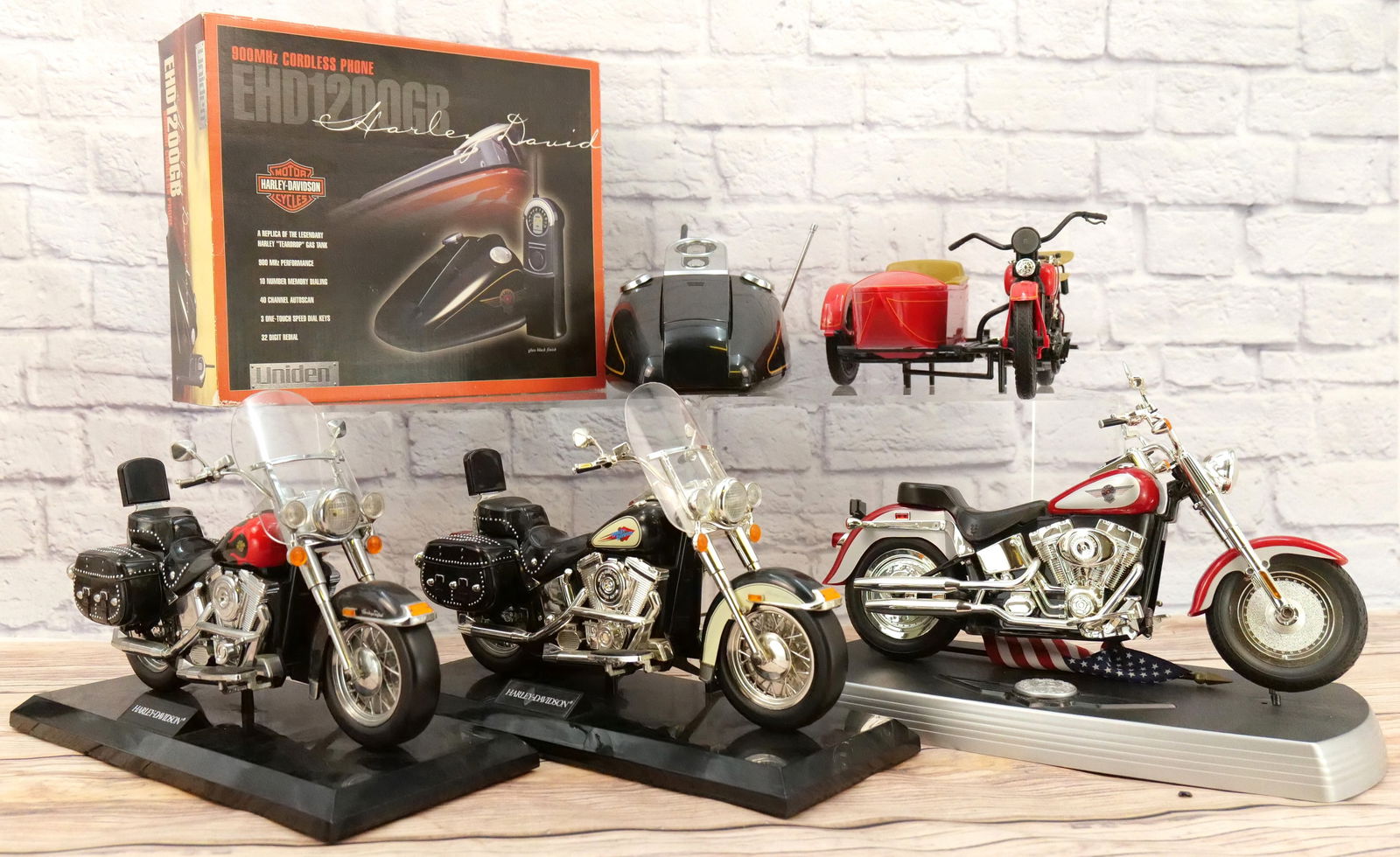 Lot of 5 Harley Davidson Novelty Telephones (1 of 8)