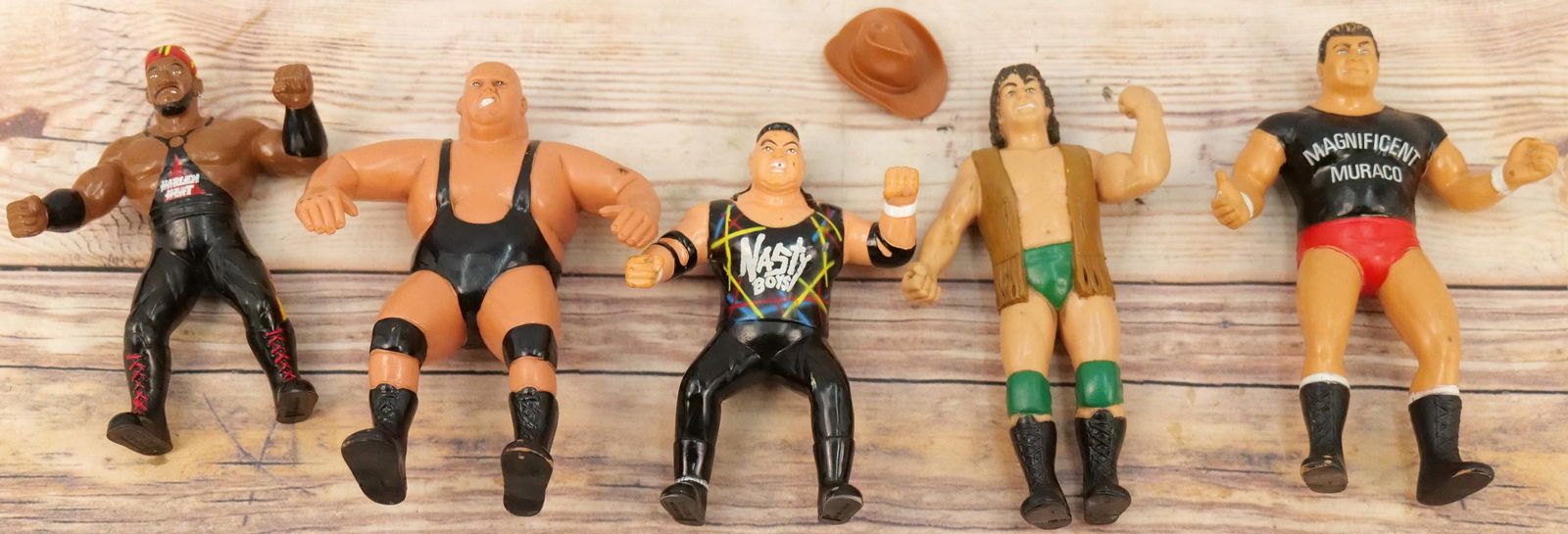 Lot of 5 Wrestling Action Figures (1 of 5)