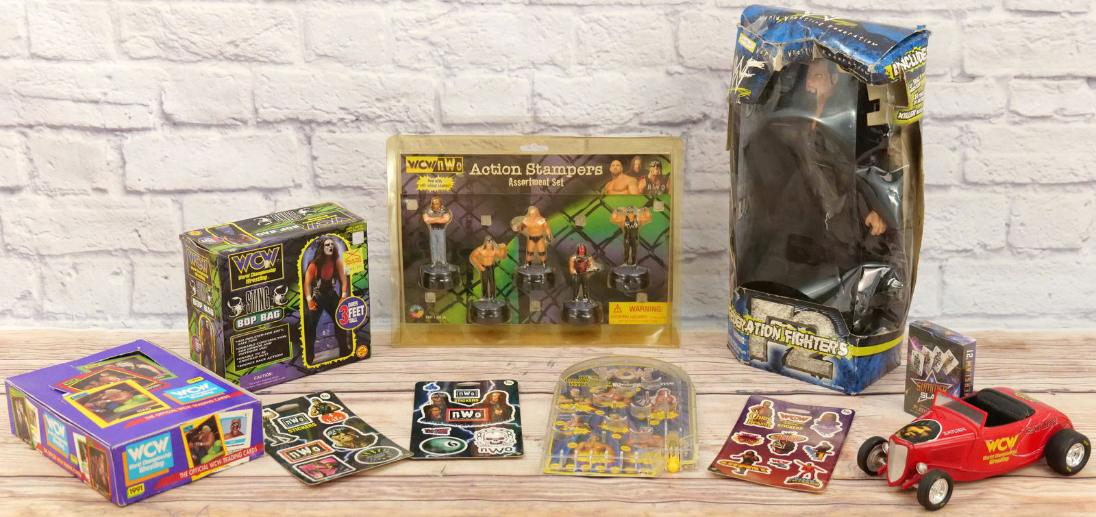 Lot of Wrestling Collectibles (1 of 9)