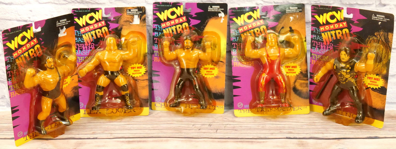 Lot of 5 Wrestling Action Figures (1 of 5)