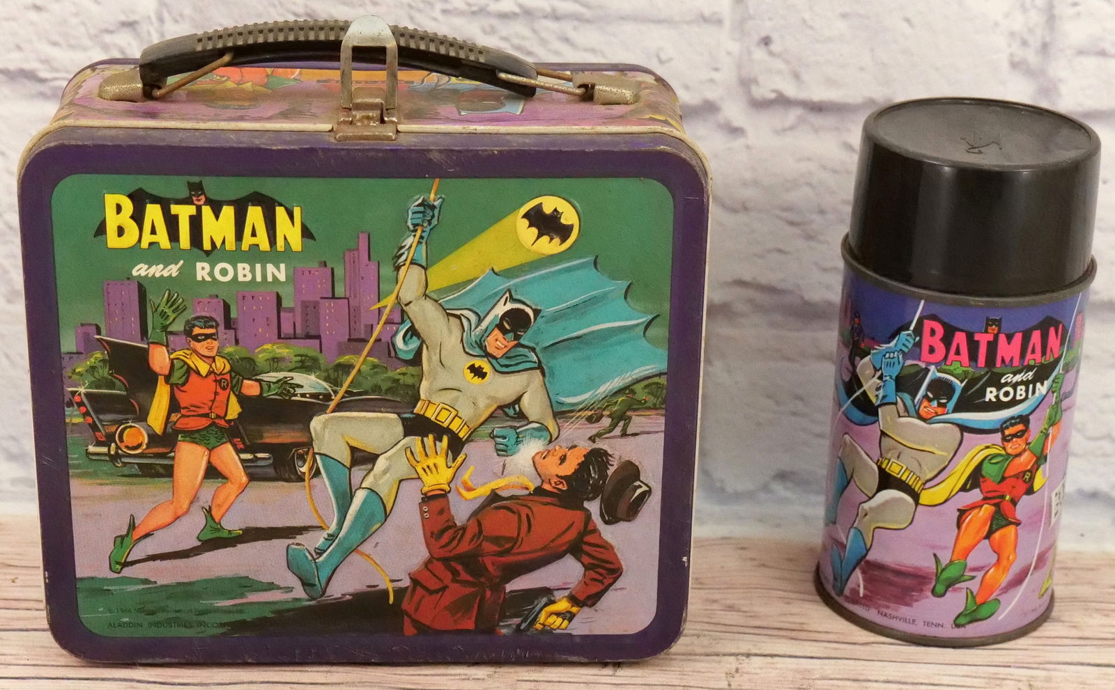 Vintage Batman & Robin Tin Litho Lunchbox & Thermos (1 of 12)