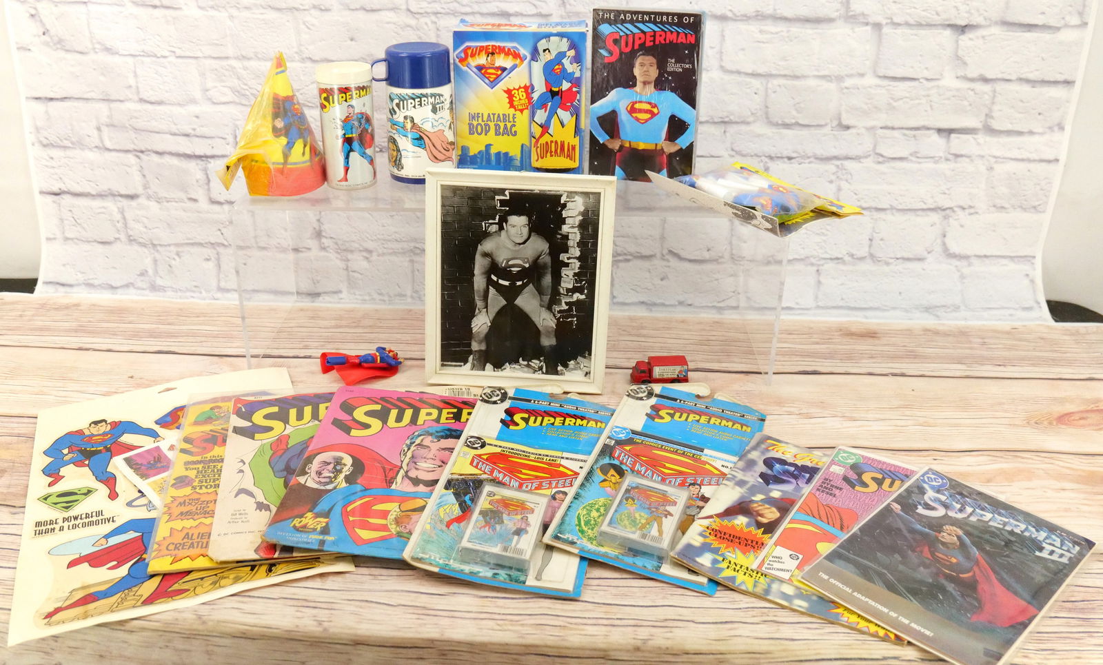 Lot of Superman Collectibles (1 of 6)