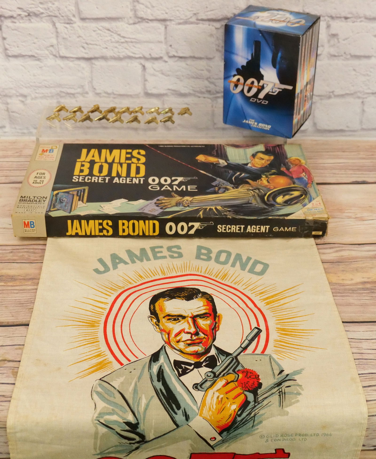 Lot of James Bond Collectibles (1 of 7)
