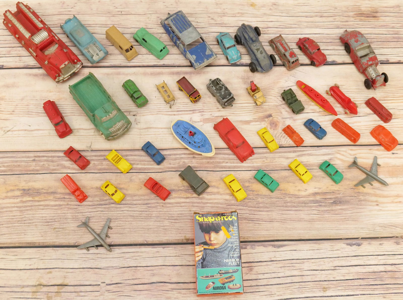 Lot of Vintage Vehicles (1 of 9)