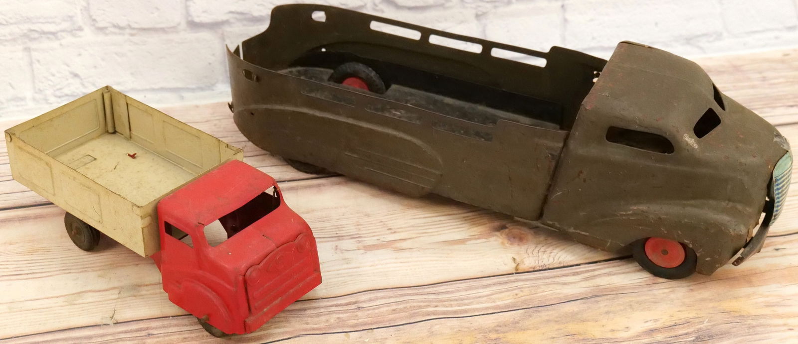 Lot of 2 Pressed Steel Trucks (1 of 10)