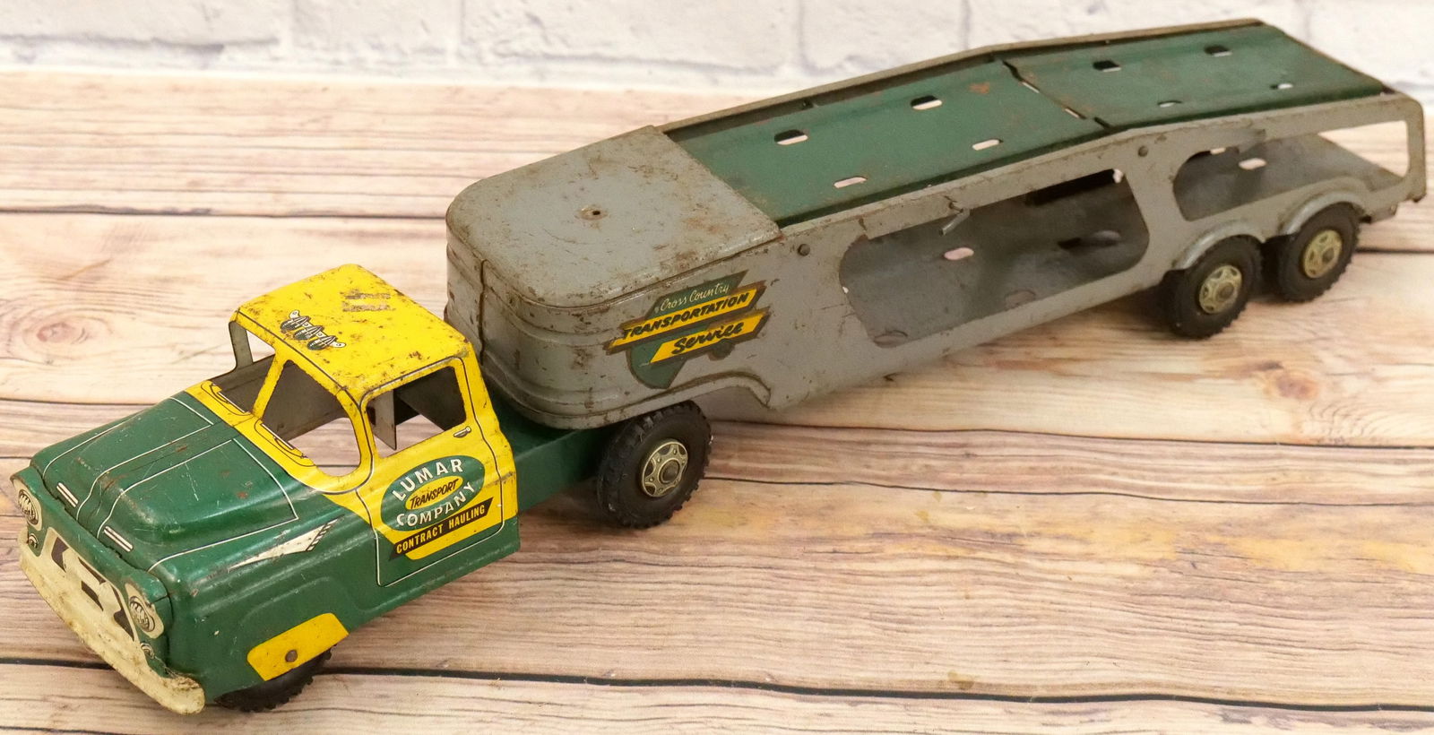 Lumar Pressed Steel Transport Cross Country Hauler (1 of 7)