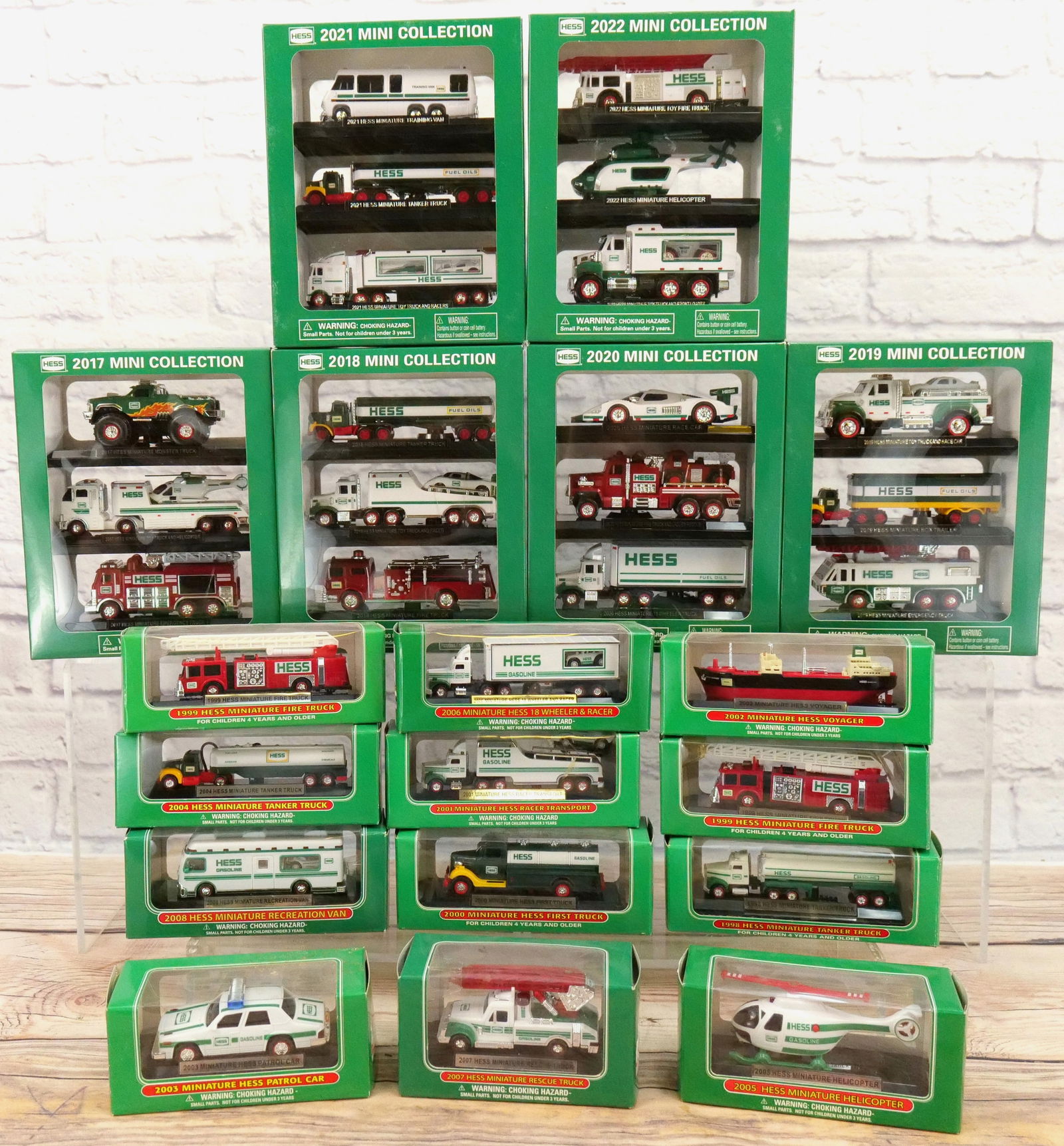 Large Lot of Hess Mini Trucks (1 of 3)