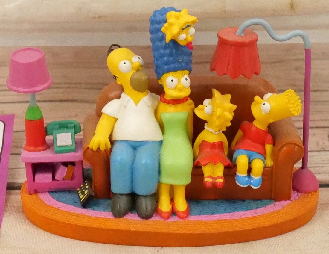 Lot of 2 Hamilton Collection Simpsons Figurines (1 of 7)