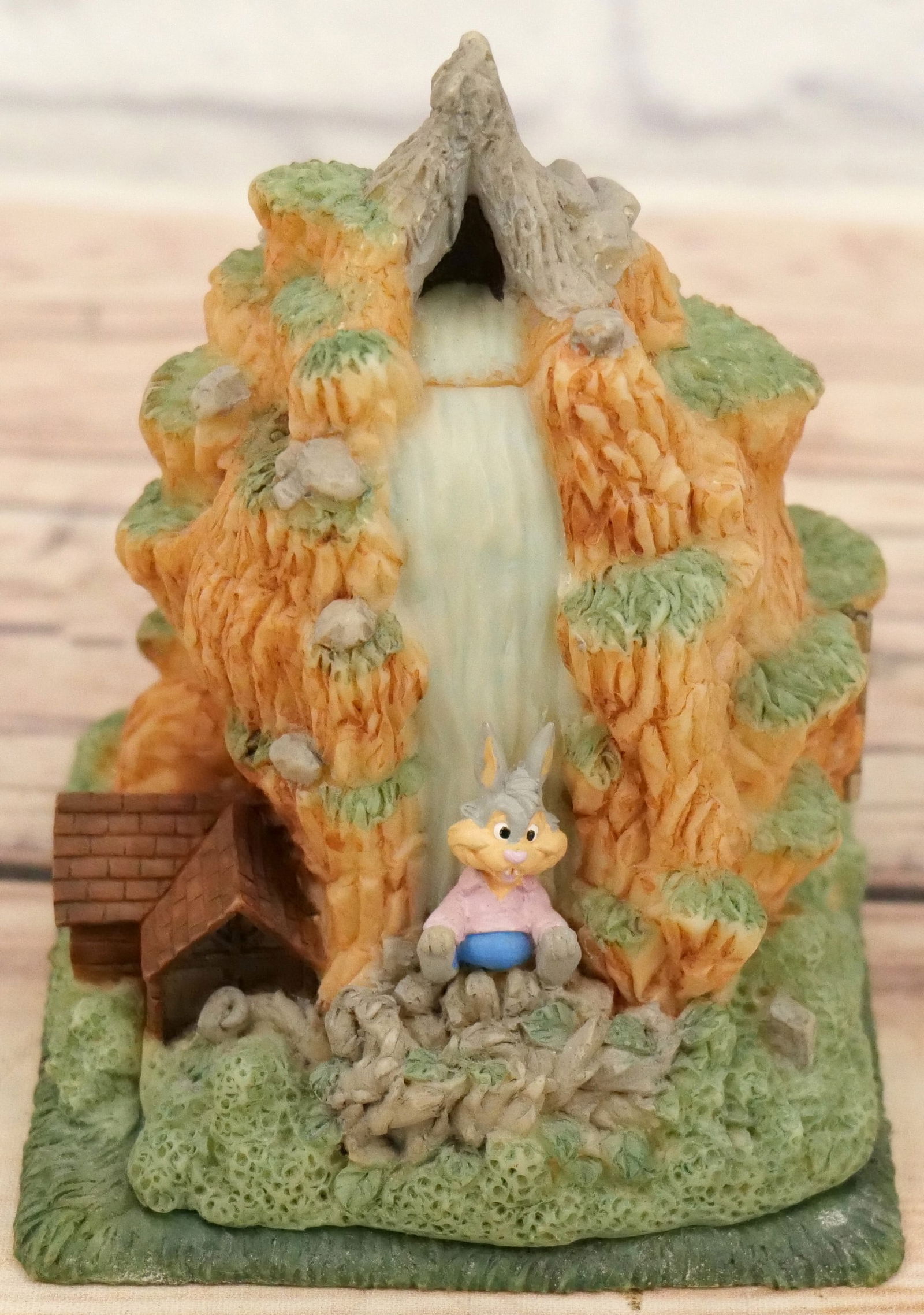 Disney Splash Mountain Hinged Resin Box/Figure (1 of 8)