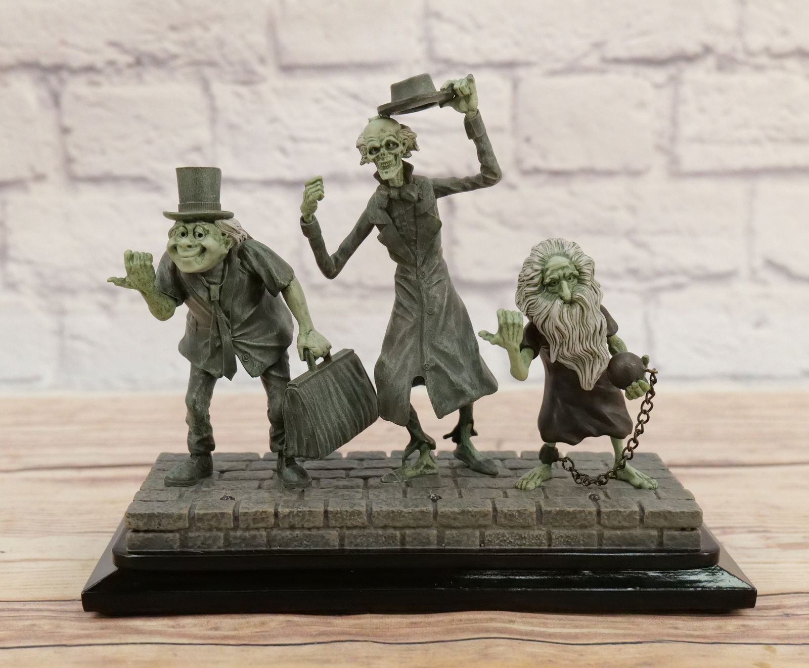 Disney Parks Hitchhiking Ghosts Light Up Figure (1 of 8)