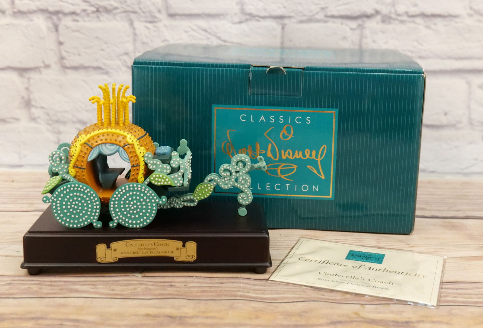 WDCC "Cinderella's Coach'" Electrical Parade Figurine (1 of 7)