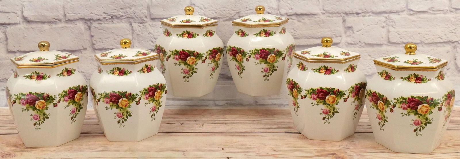 Lot of 6 Royal Albert Old Country Roses Biscuit Jars (1 of 9)