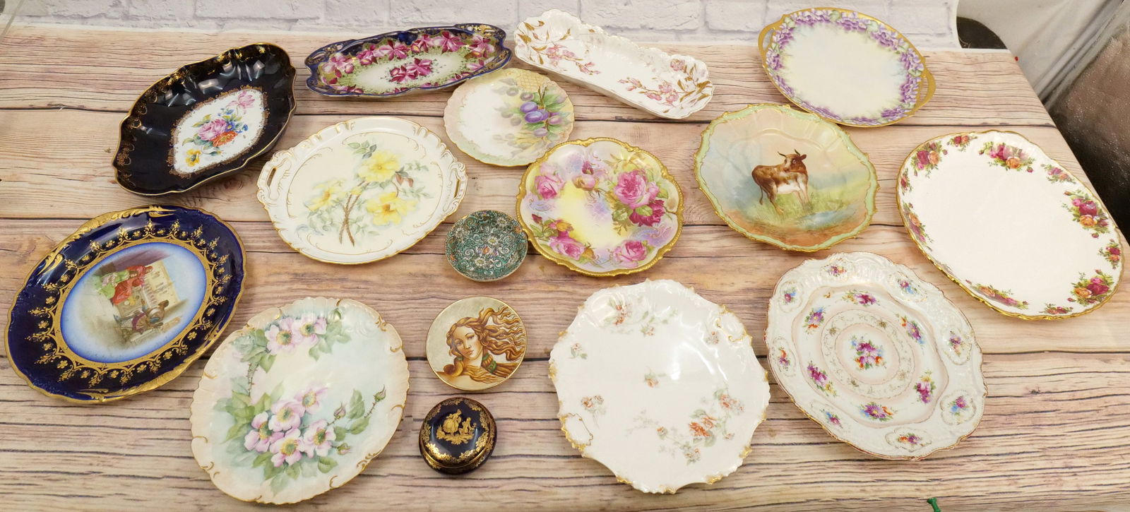 Large Lot of 19th Century Porcelain Pieces (1 of 11)