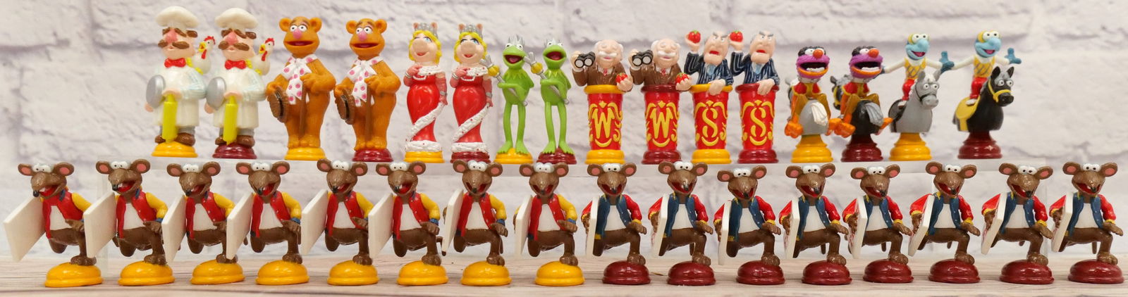 The Muppets Resin Chess Set (1 of 10)