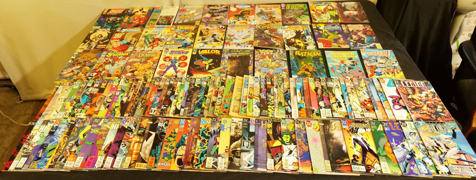 Lot of Mostly DC Comics (1 of 8)