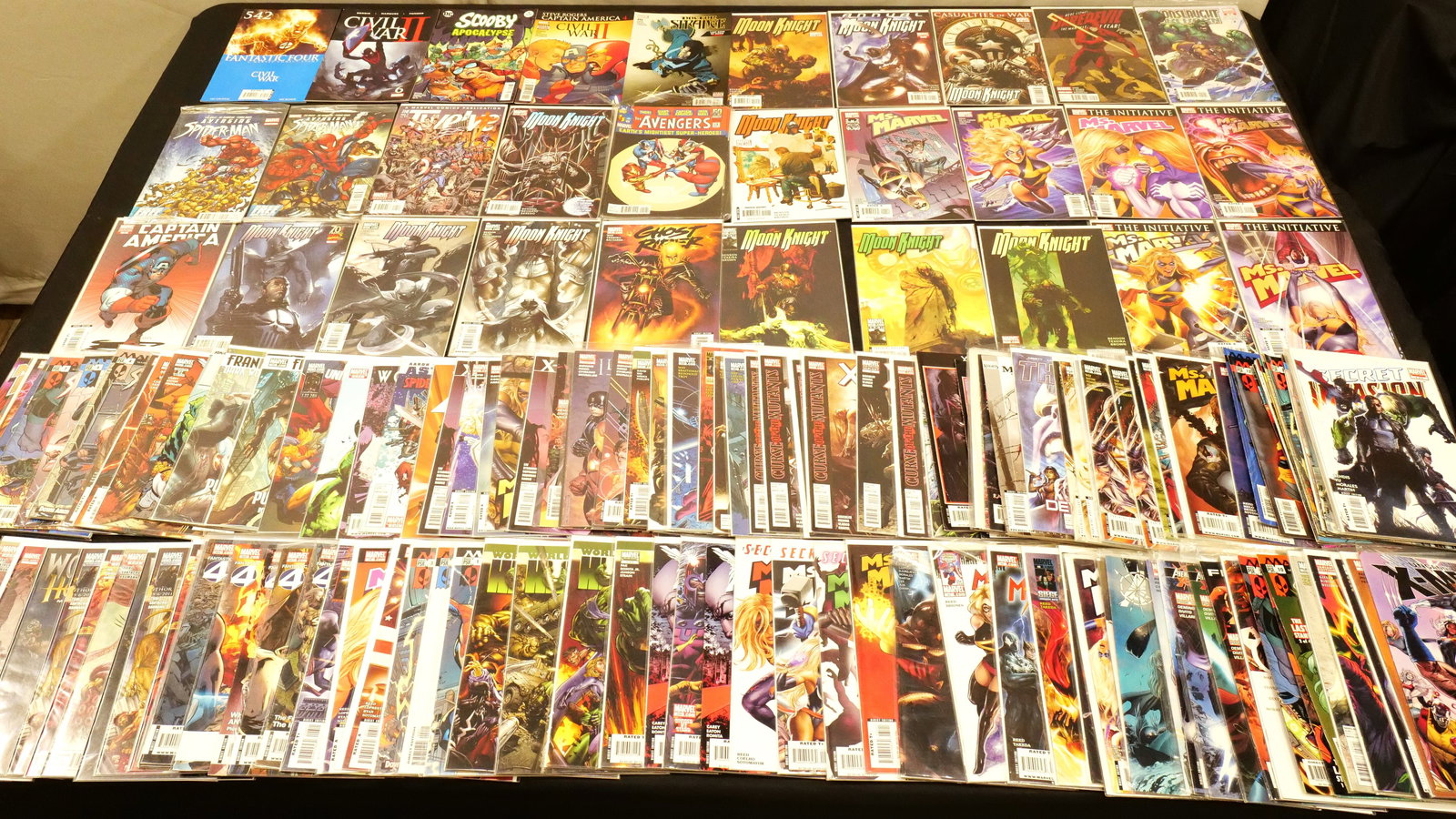 Short Box of Marvel Comics from the 2000's (1 of 11)
