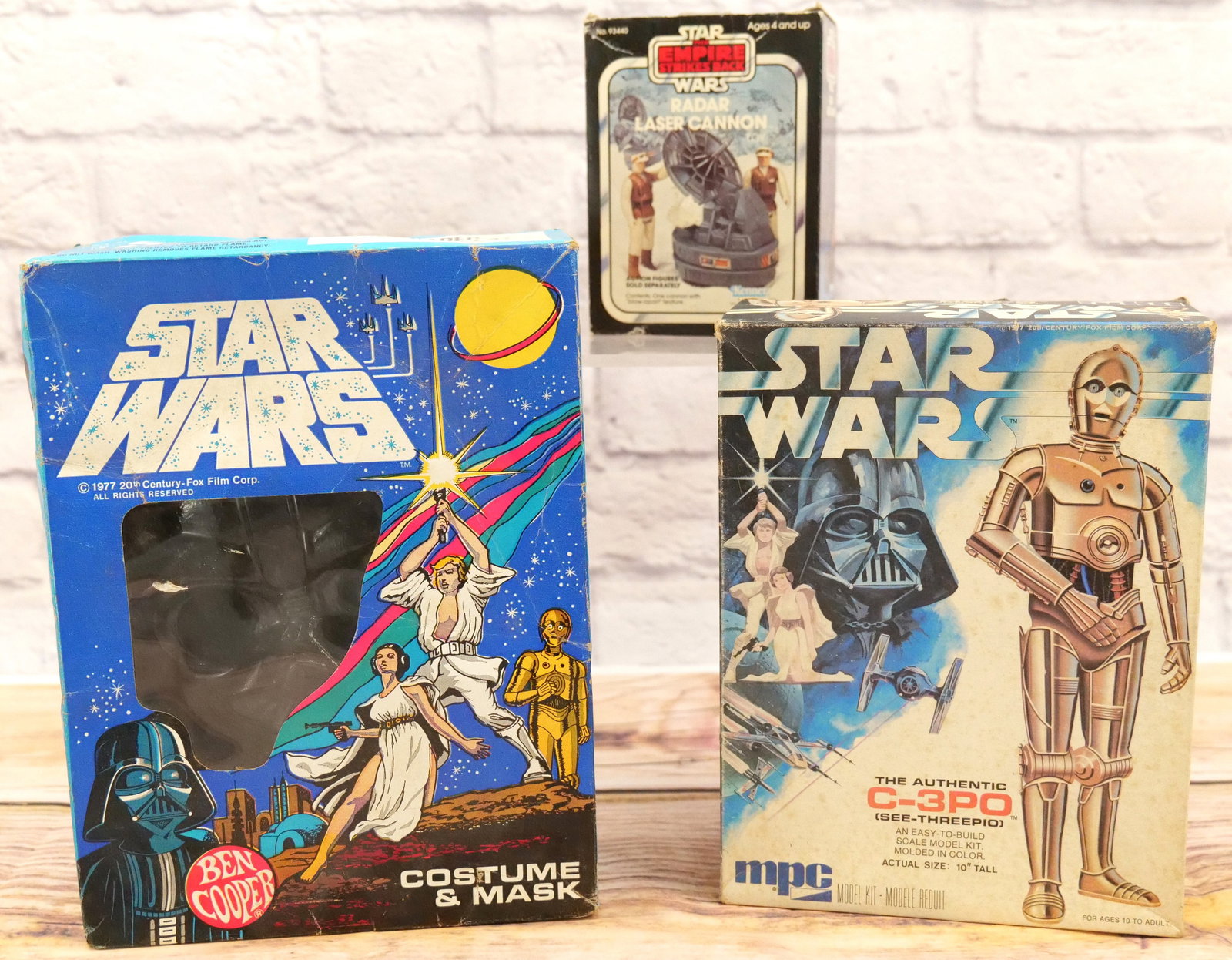 Lot of Vintage Star Wars Items (1 of 11)