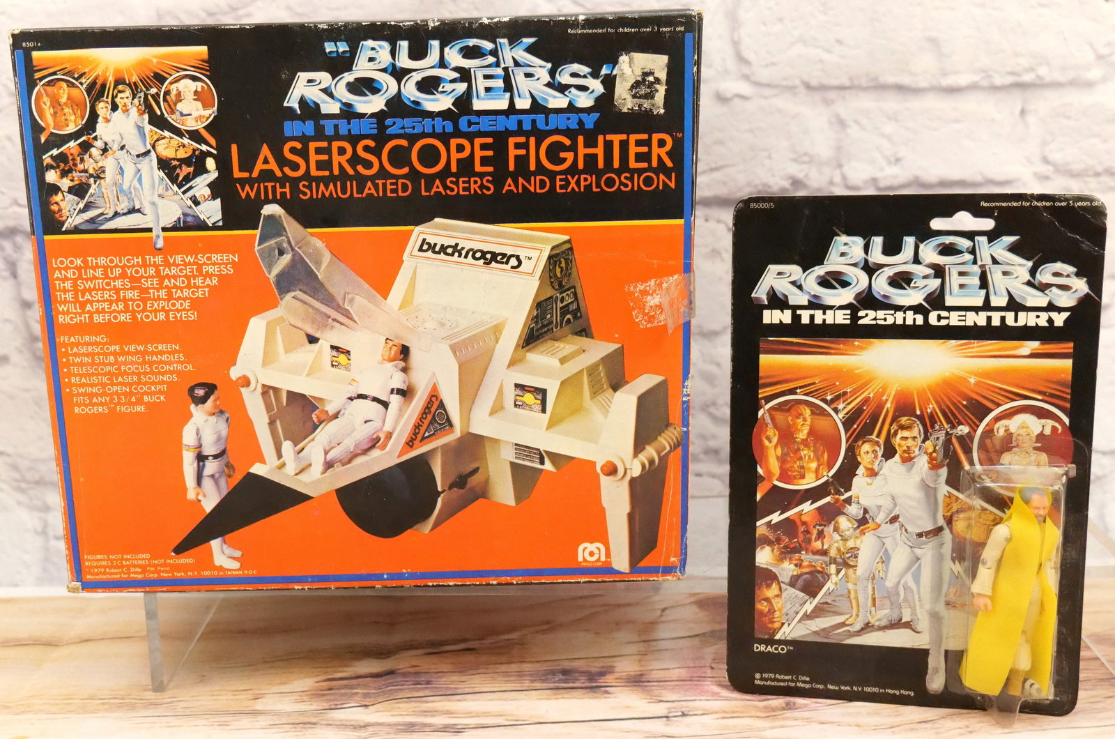 Lot of Buck Rogers Collectibles (1 of 12)