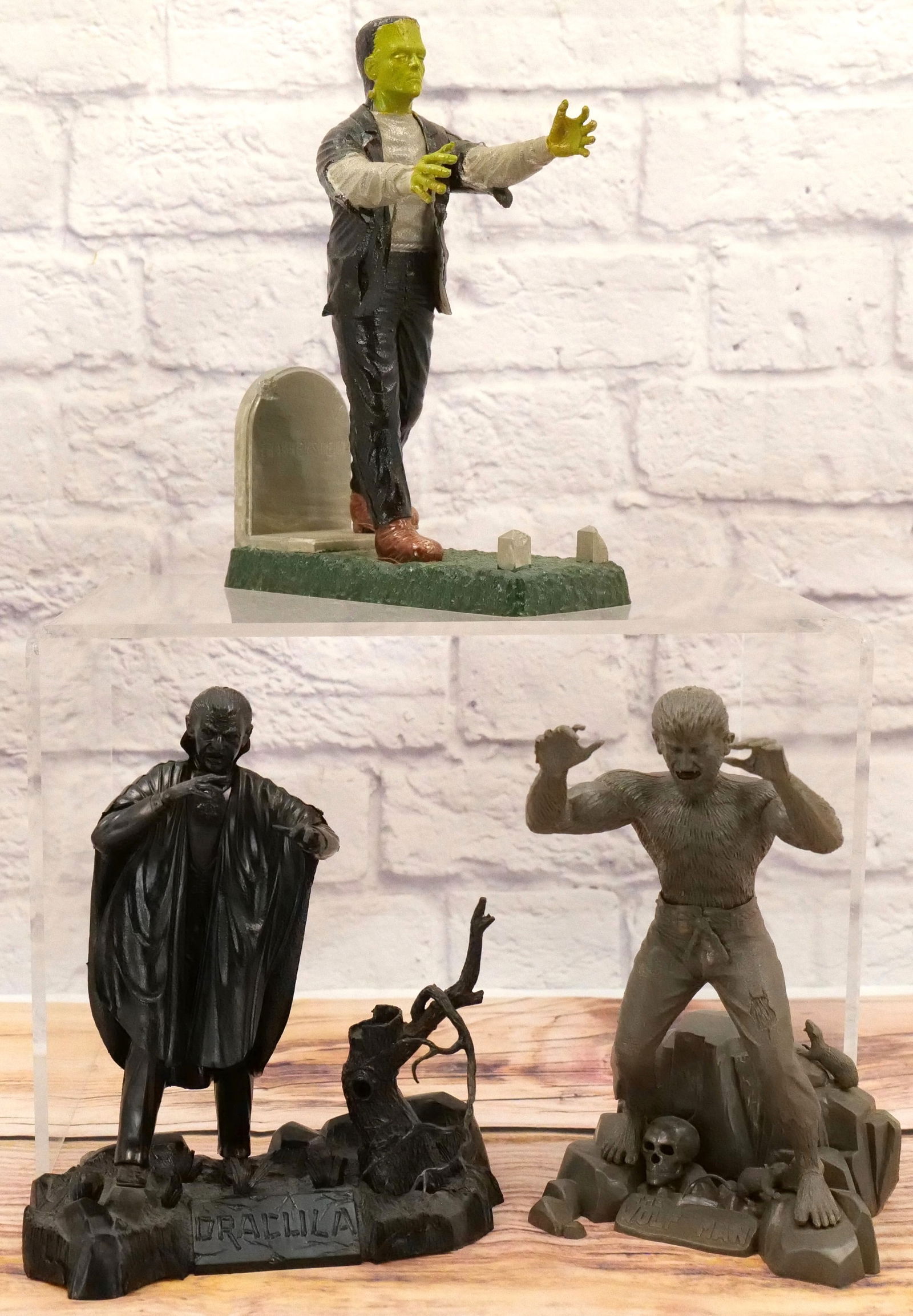 Lot of 3 Aurora Monsters Model Kits (1 of 8)