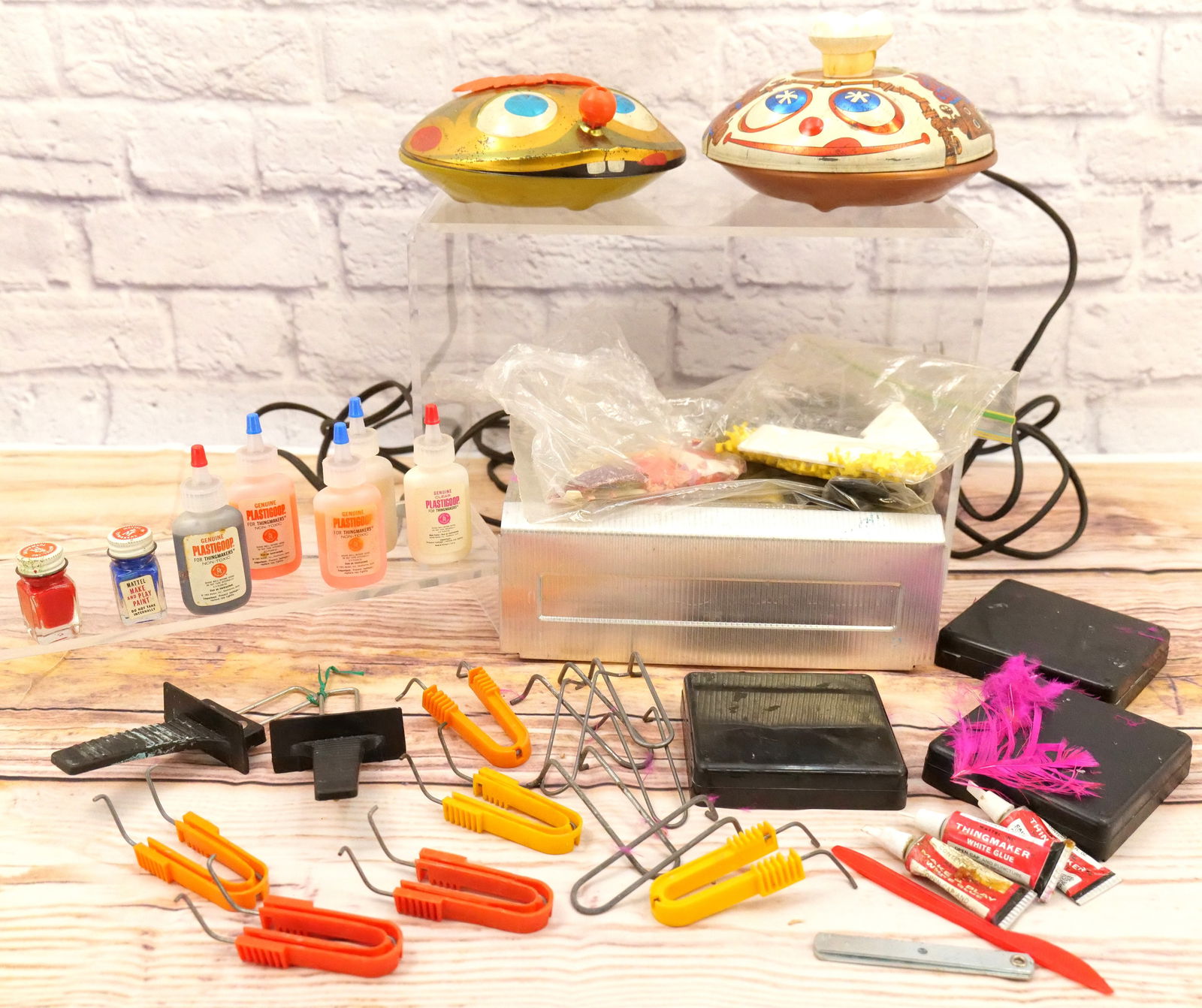 Lot of Mattel Thingmaker's and Incredible Edible Makers (1 of 7)