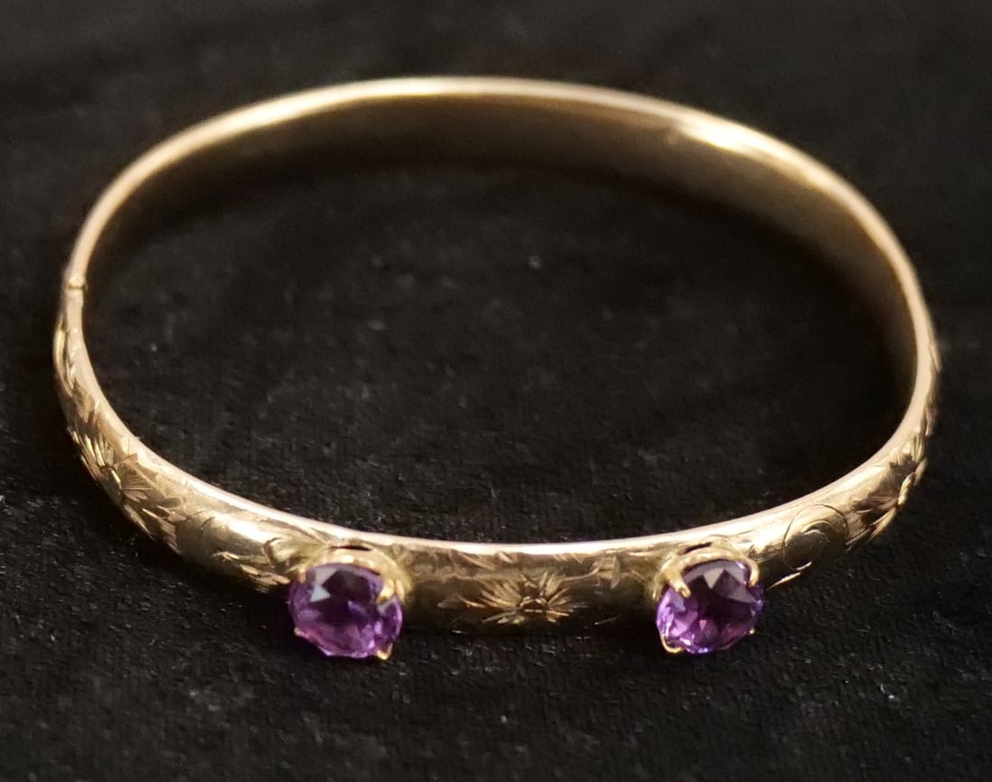 10kt bangle Bracelet (1 of 5)