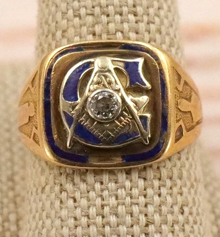 14k Diamond and Enamel Men's Masonic Ring (1 of 5)