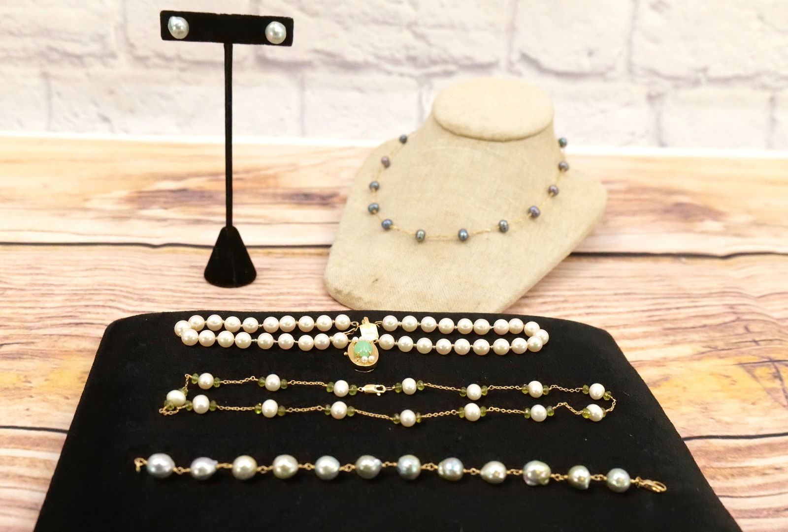 Lot of 14k and Pearl Jewelry (1 of 7)