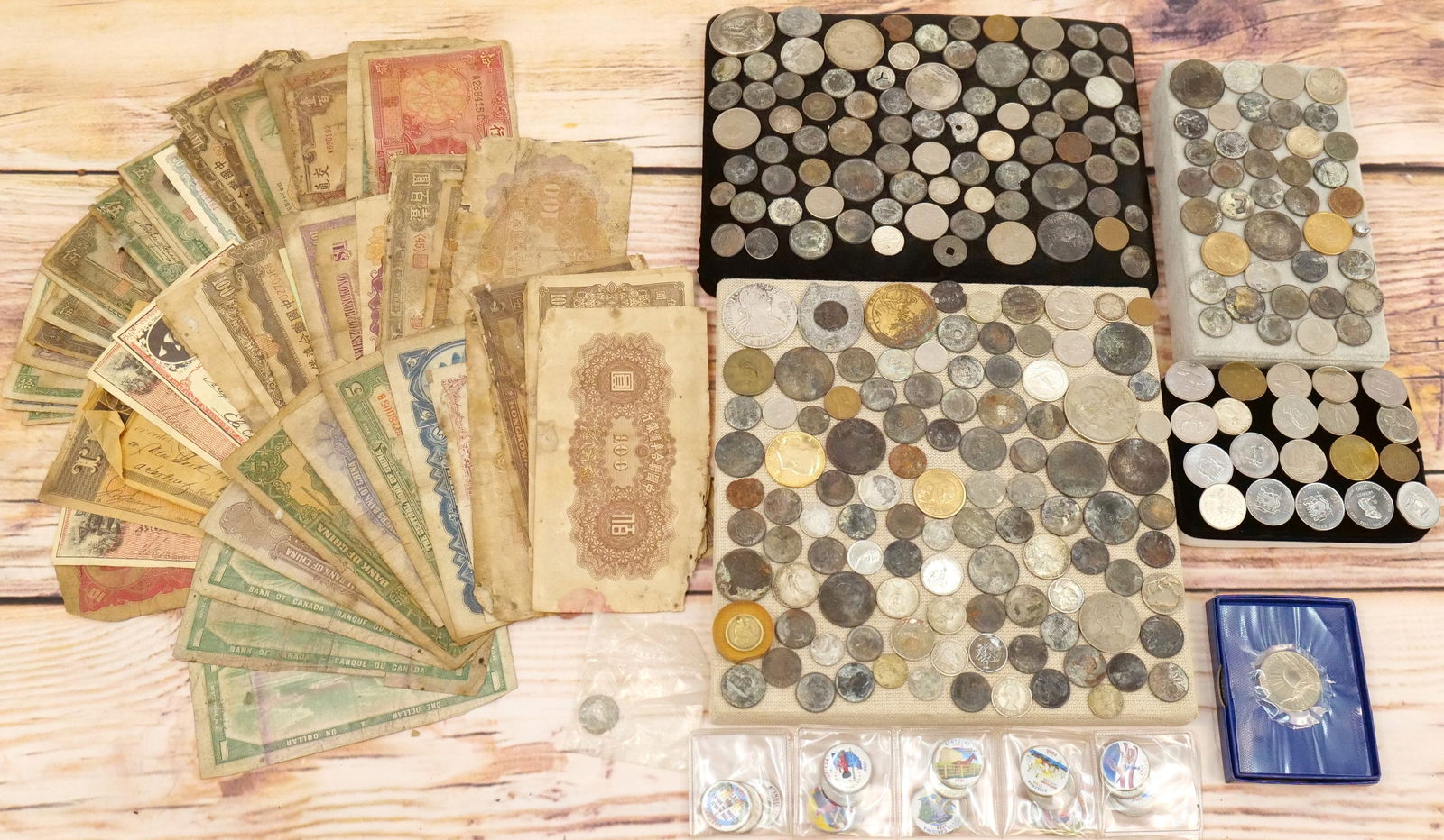 Mixed Lot of Coins and Money (1 of 11)