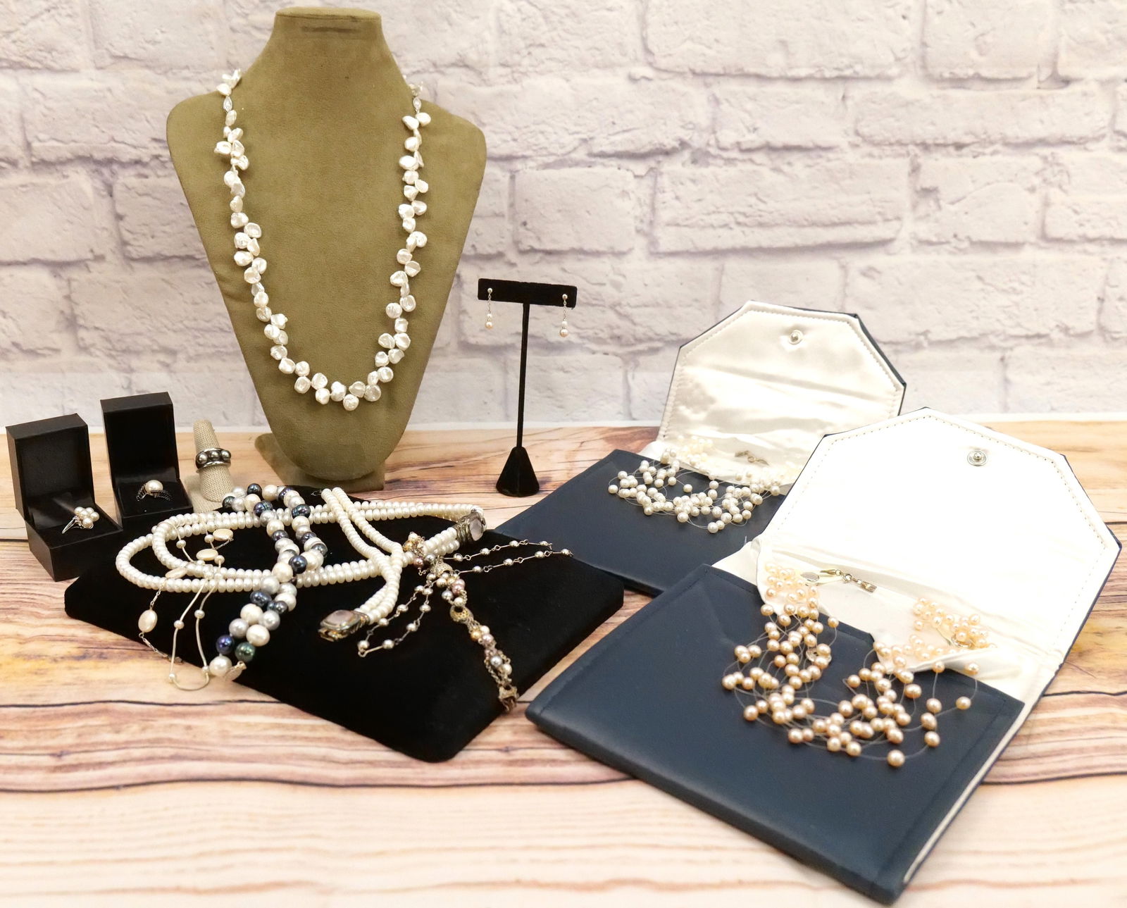 Lot of Sterling and Pearl Jewelry (1 of 8)