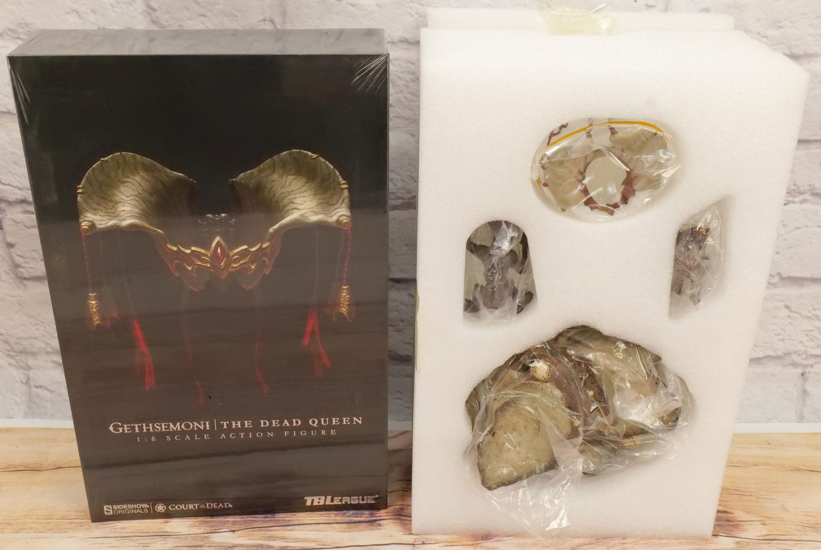 TBLeague The Dead Queen 1/6 Scale Figure (1 of 8)