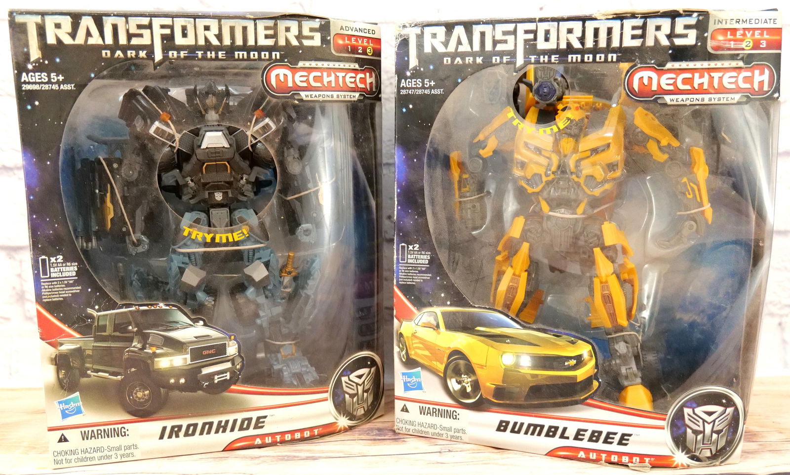 Lot of 2 Transformers Dark of the Moon Mechtech Figures (1 of 8)