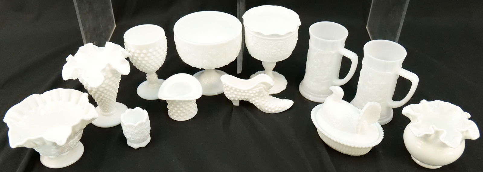 Group Lot of Milk Glass (1 of 6)