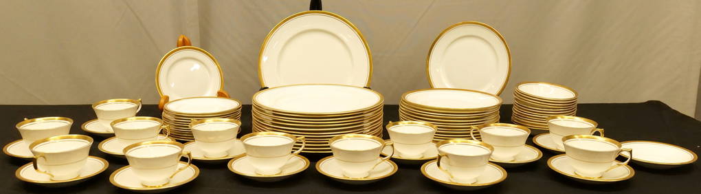 81 Piece Aynsley Dinnerware Set (1 of 8)