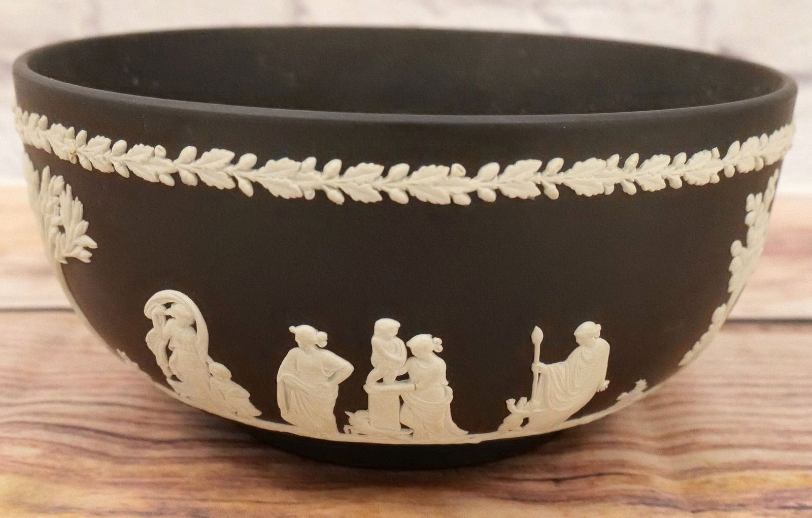 Wedgwood Black Jasper Center Bowl: Wedgwood Black Jasper Center Bowl. Measures 4" tall x 8" diameter. All invoices must be paid within 24 hours of the sale. We offer multiple shipping options, please read the terms as they have changed